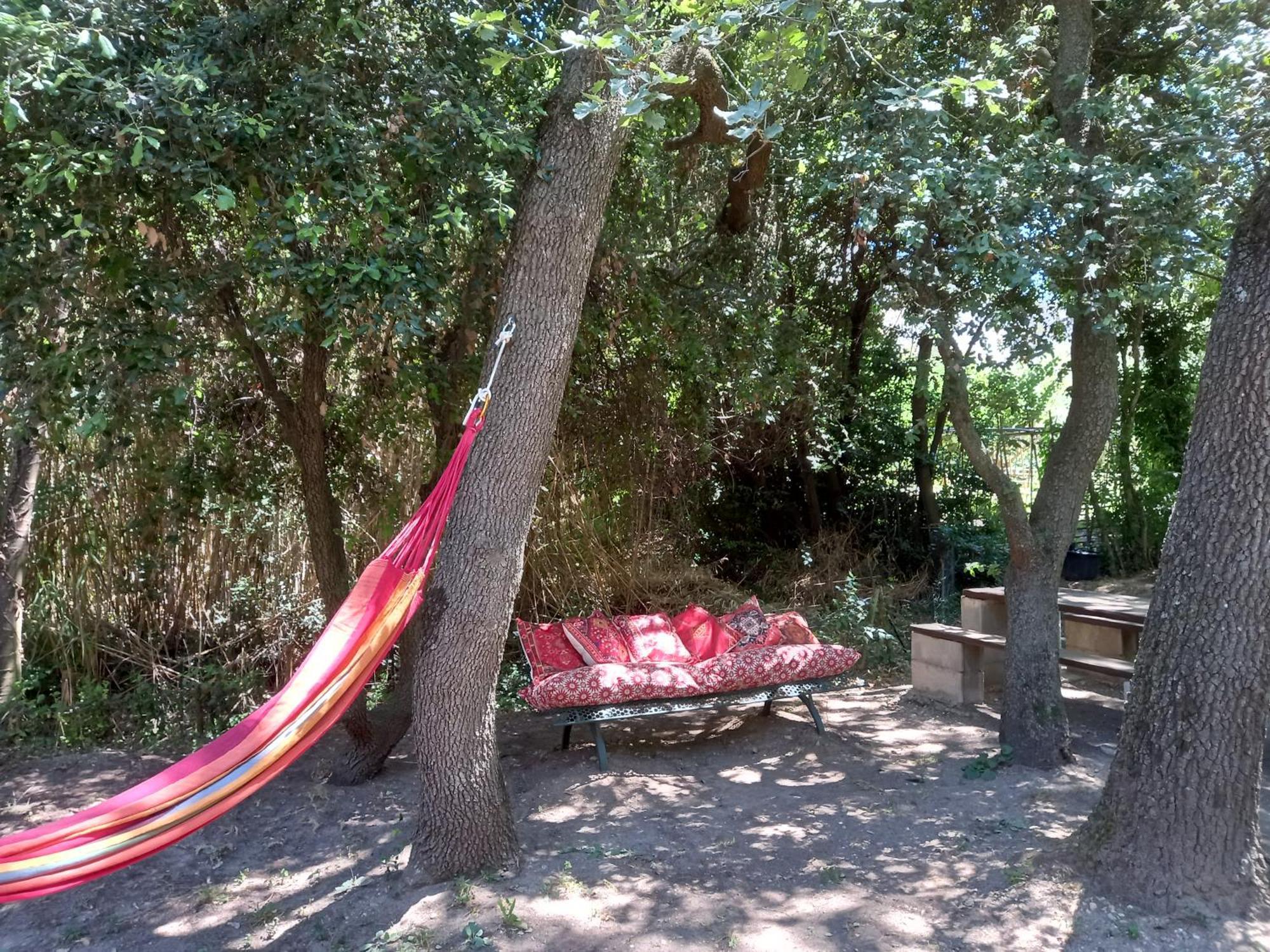 La Roulotte Du Petit Paradis Saint-Rémy-de-Provence Kültér fotó